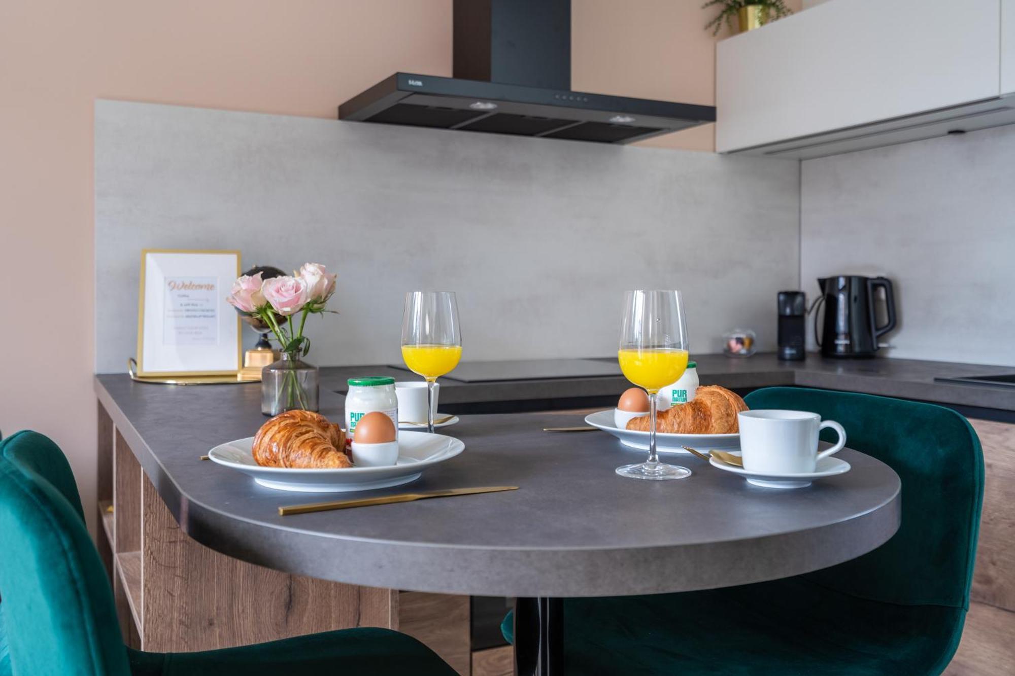 Ferienwohnung Luxury Fully Equipped Studio - Centrally Located Huizen Exterior foto